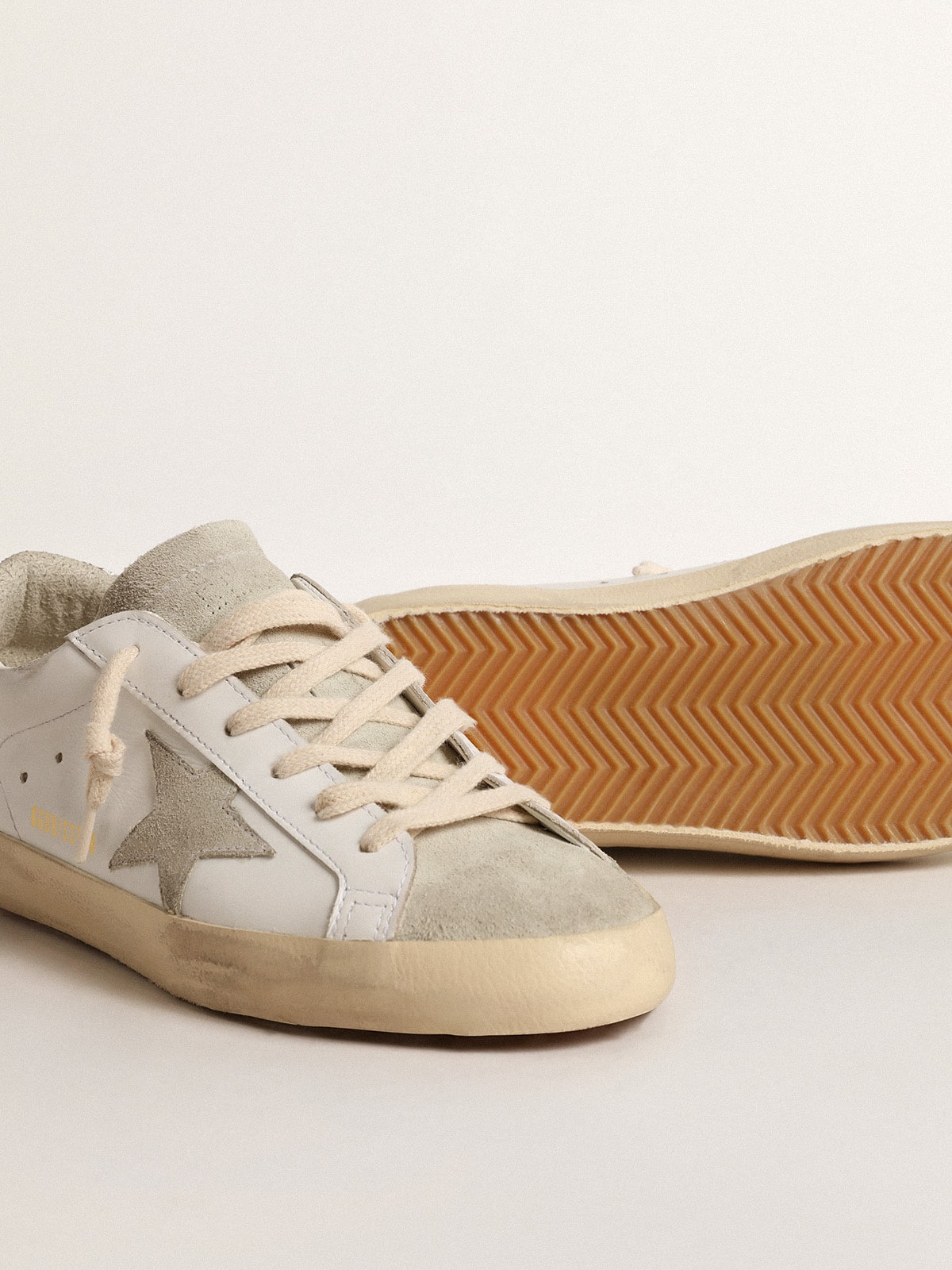 Women's Leather Low-Top Trainers with Suede Star